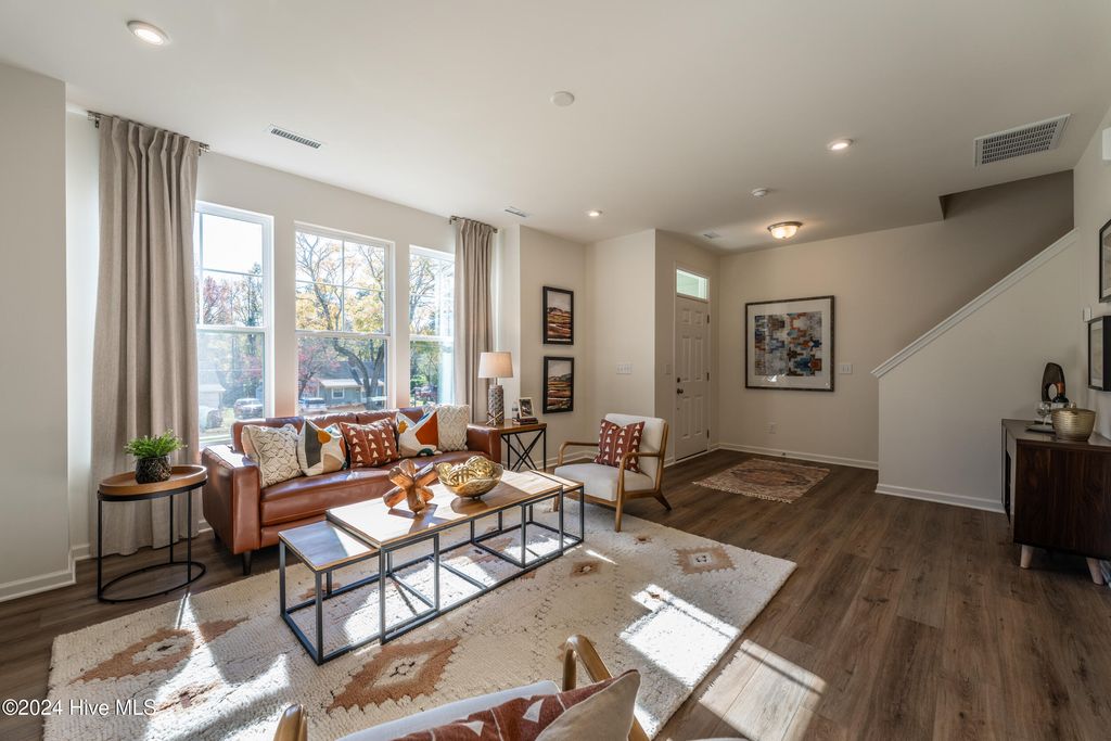 Photo of 1419 Goldsboro Avenue, Sanford, NC 27330 (MLS # 100560938)