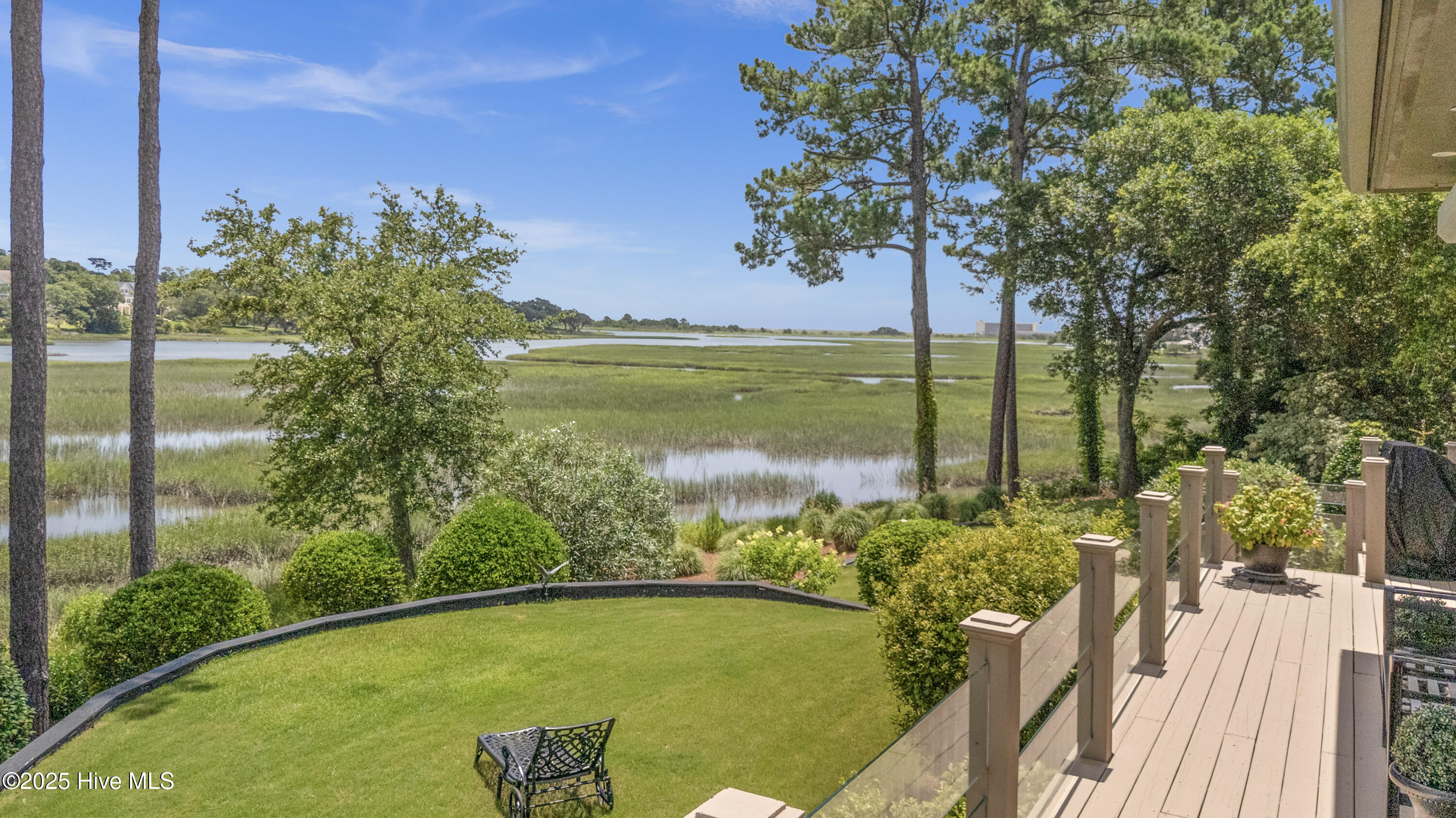 2233 Masons Point Place