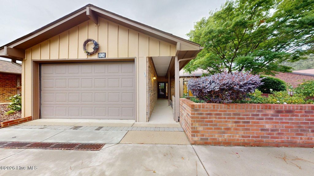 Photo of 604 Redwood Drive #604, Southern Pines, NC 28387 (MLS # 100571566)
