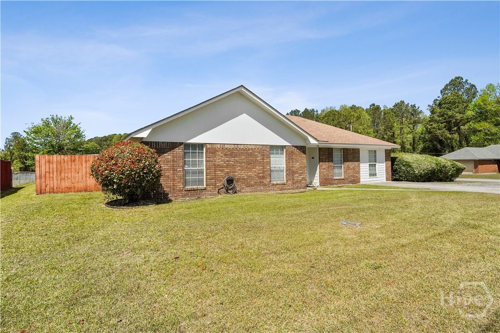 Photo of 1801 Dunlevie Rd Rd, Allenhurst, GA 31301 (MLS # SA353499)