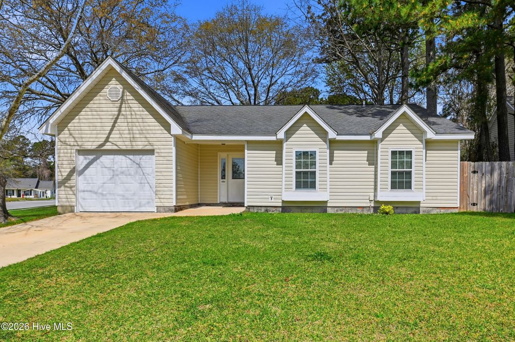 Photo of 101 Cottonwood Court, Jacksonville, NC 28546 (MLS # 100562899)