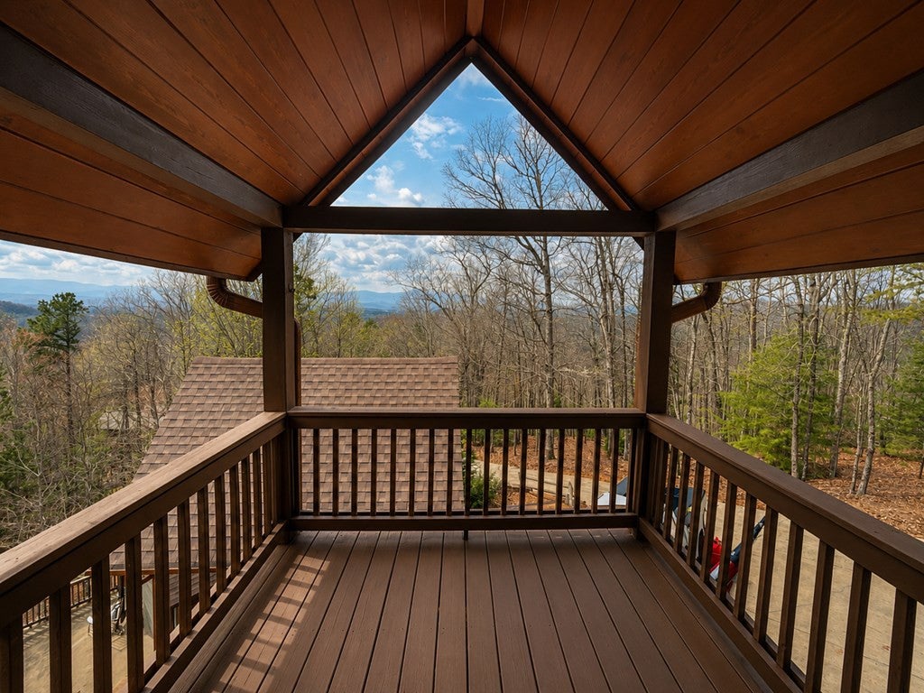 486 Henderson Ln, Mineral Bluff, GA, 30559, USA, 5 Bedrooms Bedrooms, ,4 BathroomsBathrooms,Residential,Active,486 Henderson Ln,98544672