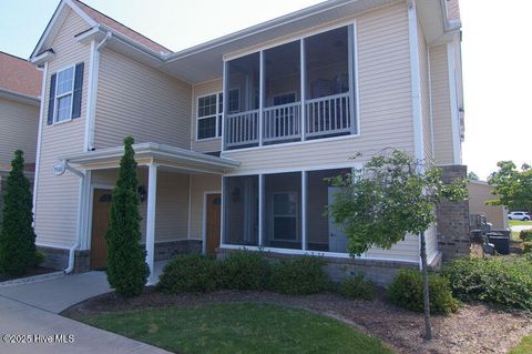 Condo For Rent - 1940 Tara Court #104<br/> Greenville, NC 27858