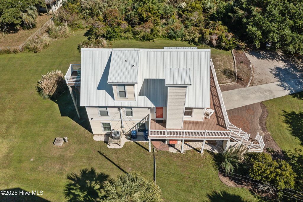 Photo of 11004 Station Street, Emerald Isle, NC 28594 (MLS # 100537997)