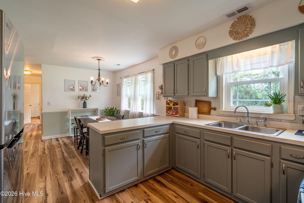 Photo of 2043 N Kerr Avenue, Wilmington, NC 28405 (MLS # 100575331)