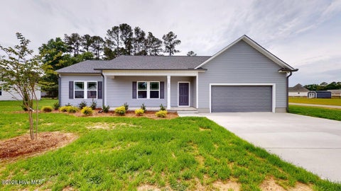 Homes For Sale - 204 Grace's Farm Road<br/> Wayne County, La Grange, NC 28551