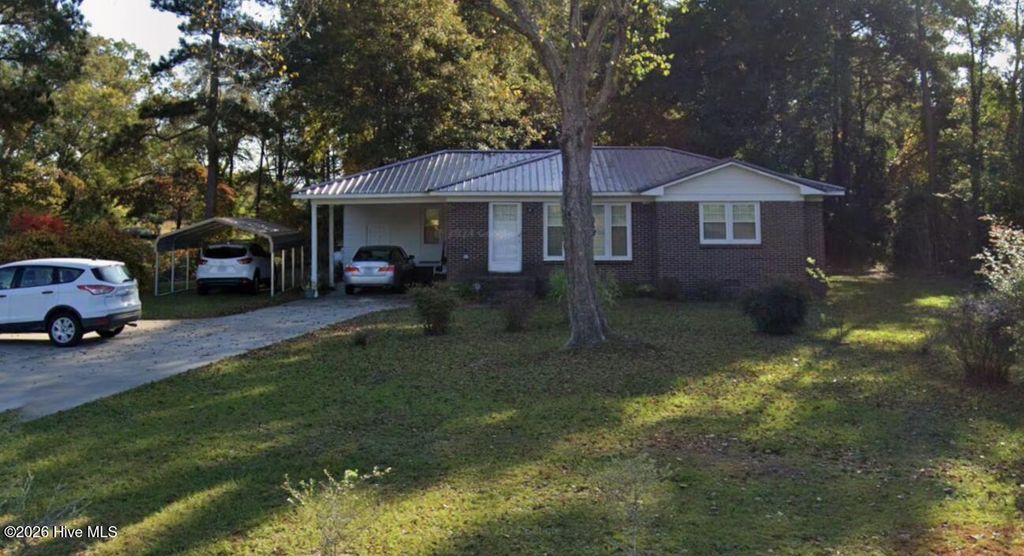 Photo of 3427 Peanut Plant Road, Elizabethtown, NC 28337 (MLS # 100557436)