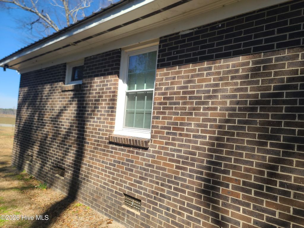Photo of 3427 Peanut Plant Road, Elizabethtown, NC 28337 (MLS # 100557436)