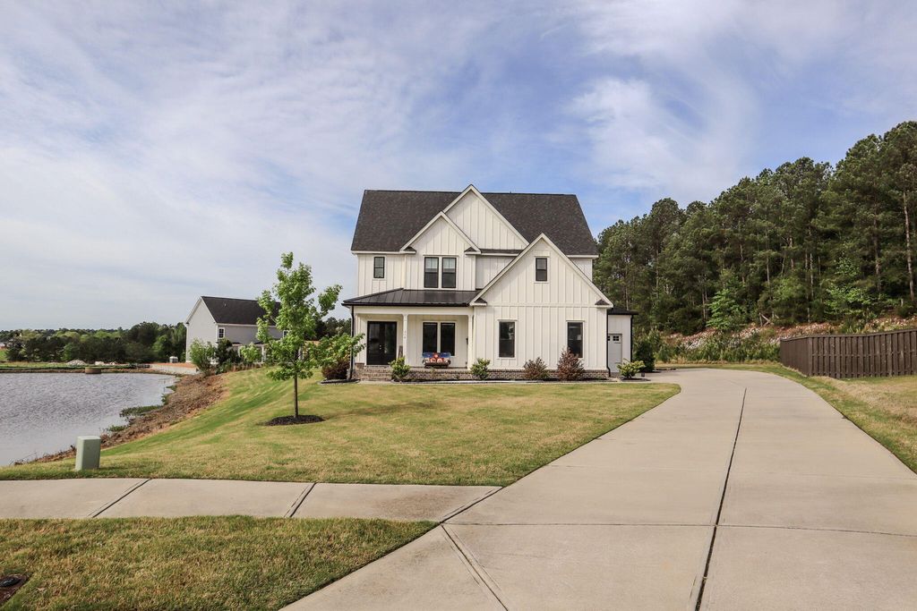 Photo of 214 Cardinal Court, Evans, GA 30809 (MLS # 554395)
