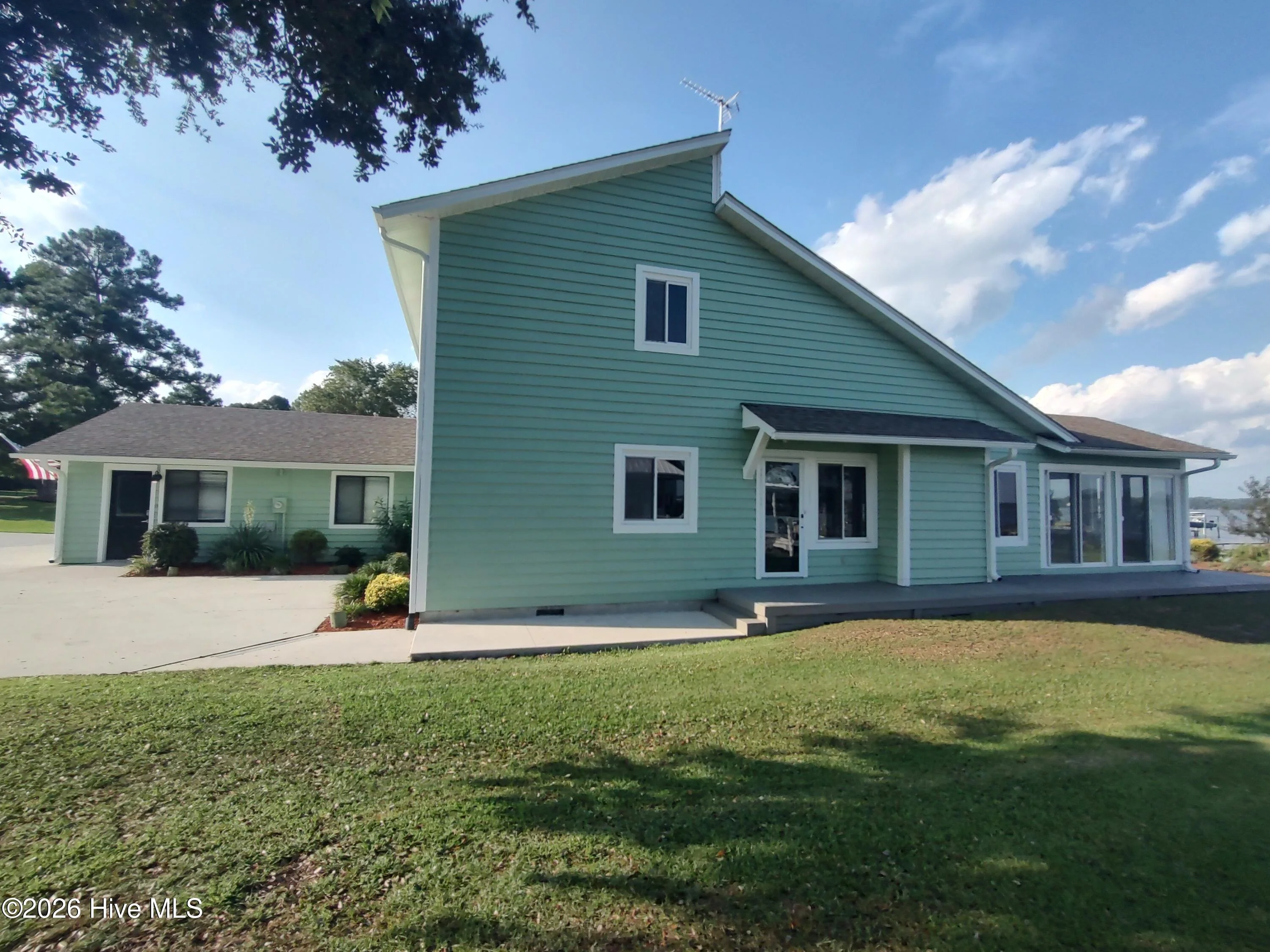 224 River Reach Drive