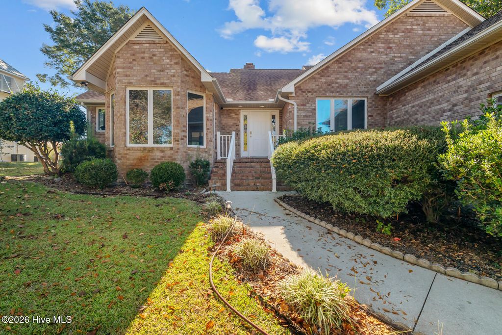 Photo of 518 Chadwick Shores Drive, Sneads Ferry, NC 28460 (MLS # 100572606)