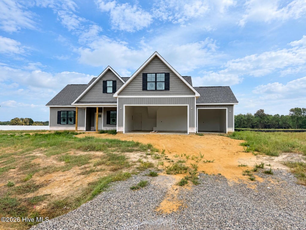 Photo of 103 Sicily Court, La Grange, NC 28551 (MLS # 100606097)