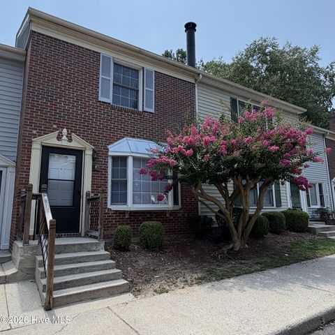 Townhouse For Rent - 2905 Cedar Creek Road #E<br/> Pitt County, Greenville, NC 27834