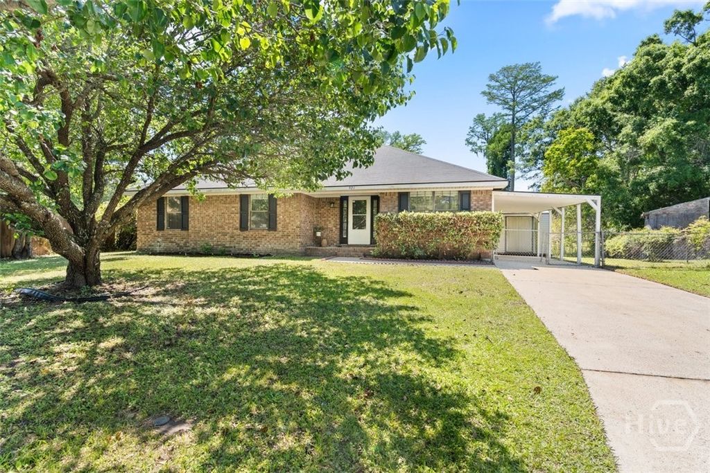 Photo of 921 Willowbrook Drive, Hinesville, GA 31313 (MLS # SA353788)