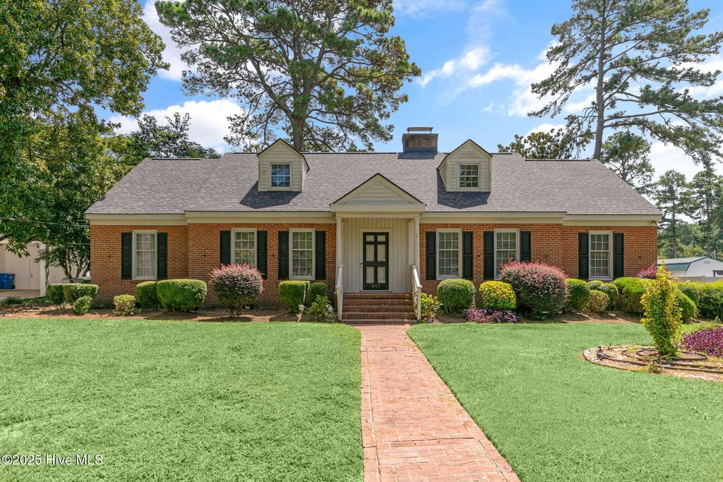 Photo of 911 Parkside Drive NW, Wilson, NC 27896 (MLS # 100528407)