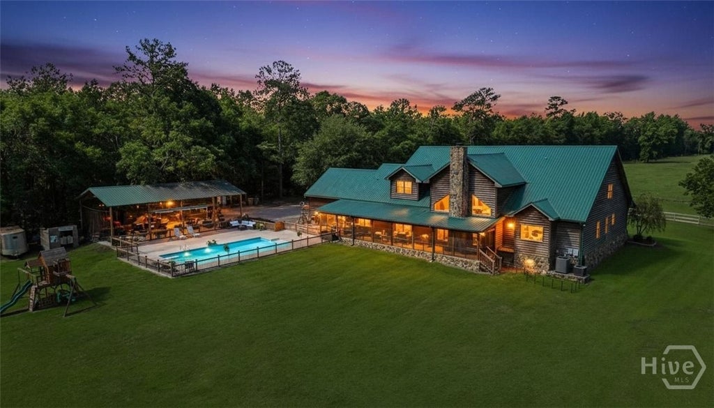 Photo of 720 Old Dixie Highway S, Springfield, GA 31329 (MLS # SA356805)