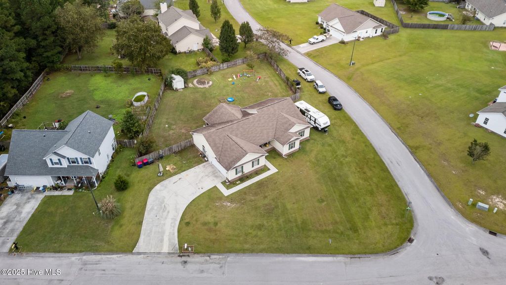 Photo of 114 Trailwood Drive, Hubert, NC 28539 (MLS # 100533064)