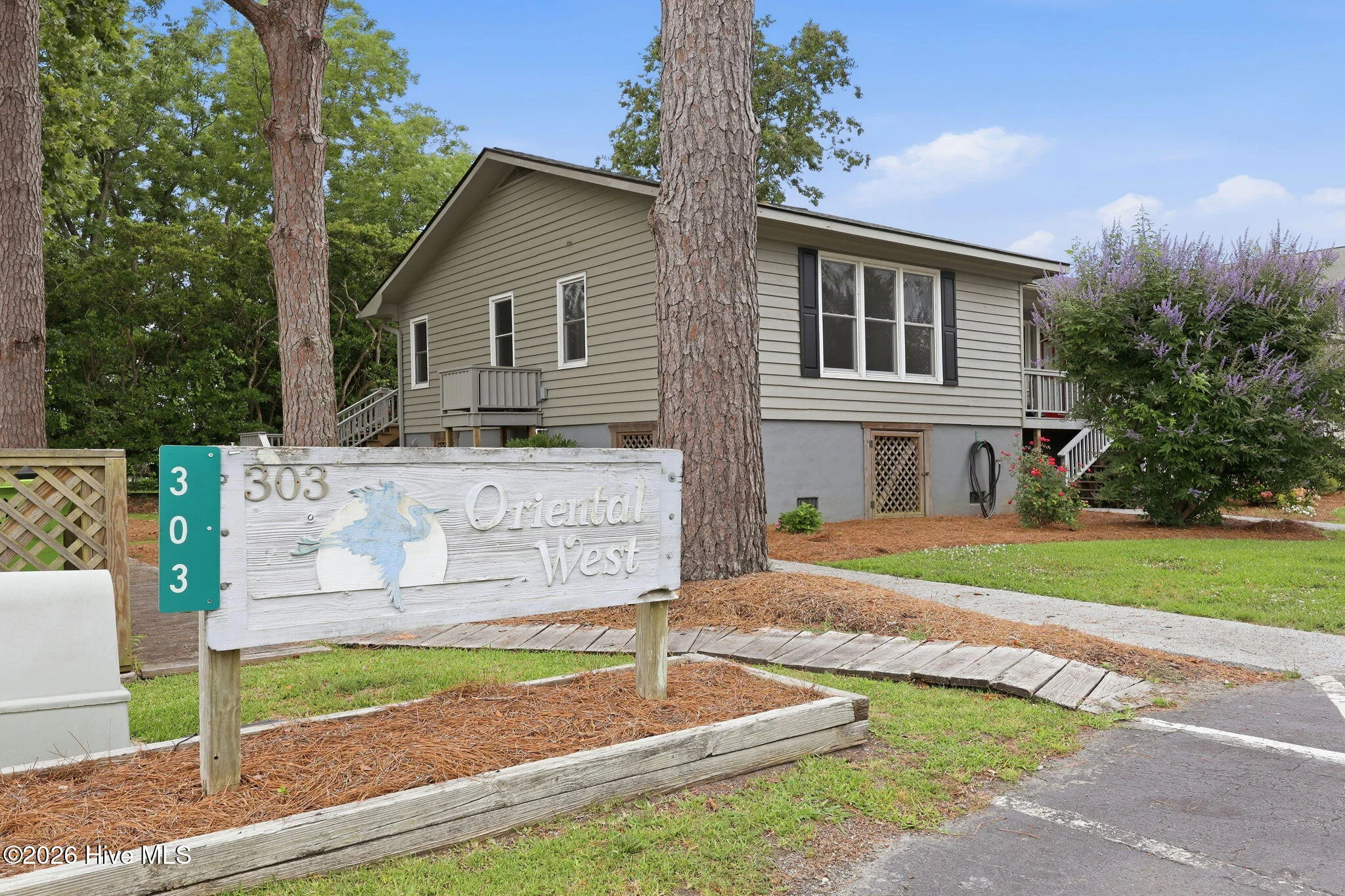 303 Midyette Street Unit C14