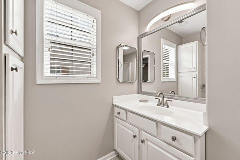 Tiny photo for 902 Meadowbrook S #Unit 902, Swansboro, NC 28584 (MLS # 100590882)