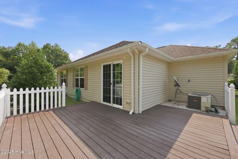 Tiny photo for 902 Meadowbrook S #Unit 902, Swansboro, NC 28584 (MLS # 100590882)