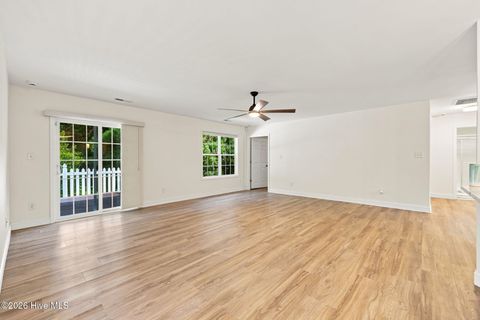 Tiny photo for 902 Meadowbrook S #Unit 902, Swansboro, NC 28584 (MLS # 100590882)