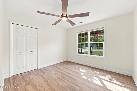Tiny photo for 902 Meadowbrook S #Unit 902, Swansboro, NC 28584 (MLS # 100590882)