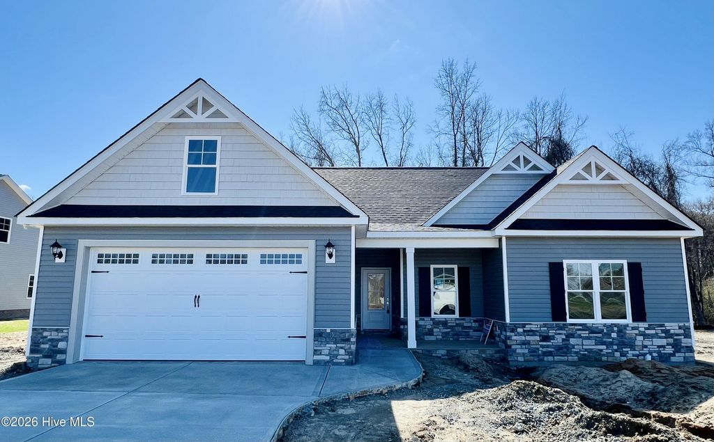 Photo of 400 Creeks Edge Drive, Pikeville, NC 27863 (MLS # 100542285)