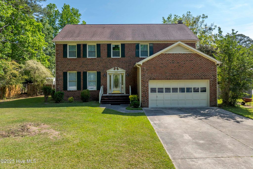 Photo of 950 Eton Drive, Jacksonville, NC 28546 (MLS # 100554842)