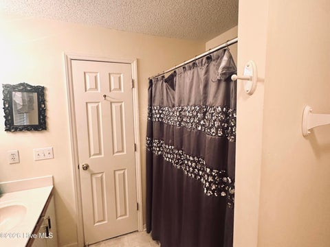 Tiny photo for 406 Forest Park Road #Unit 102, Wilmington, NC 28409 (MLS # 100604761)