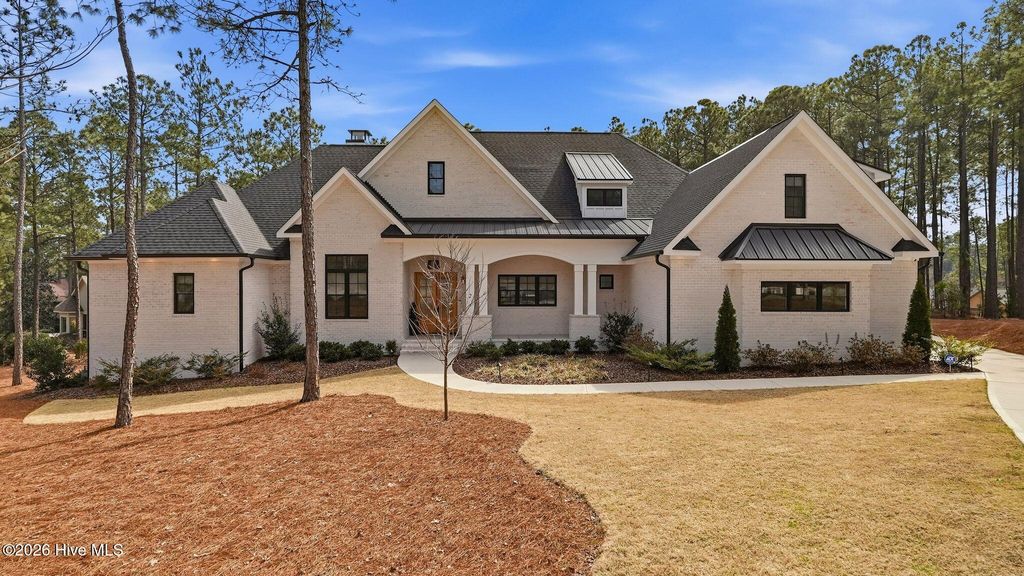 Photo of 2 Masters Ridge, Southern Pines, NC 28387 (MLS # 100557331)