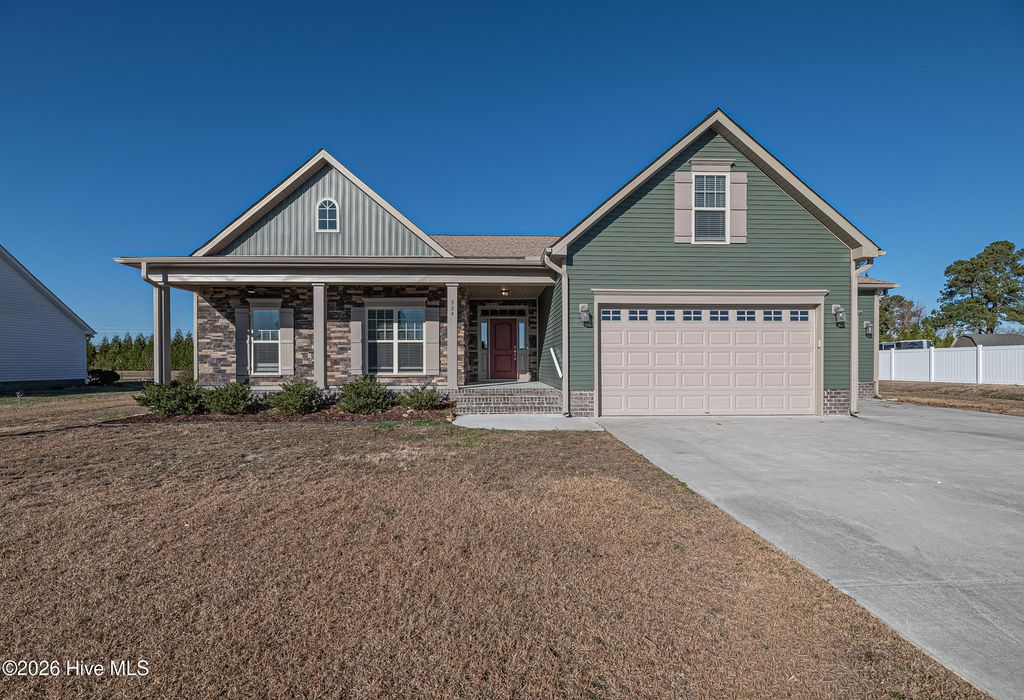 Photo of 984 Whiskey Court, Grimesland, NC 27837 (MLS # 100547203)