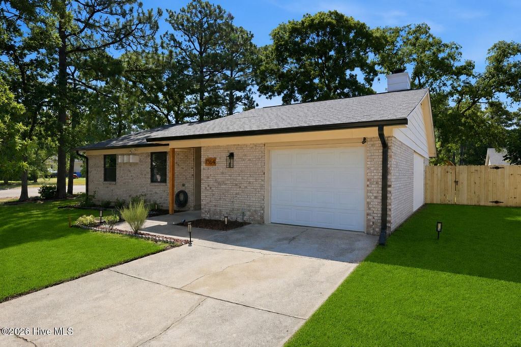 Photo of 7364 Pebblebrook Drive, Fayetteville, NC 28314 (MLS # 100587119)