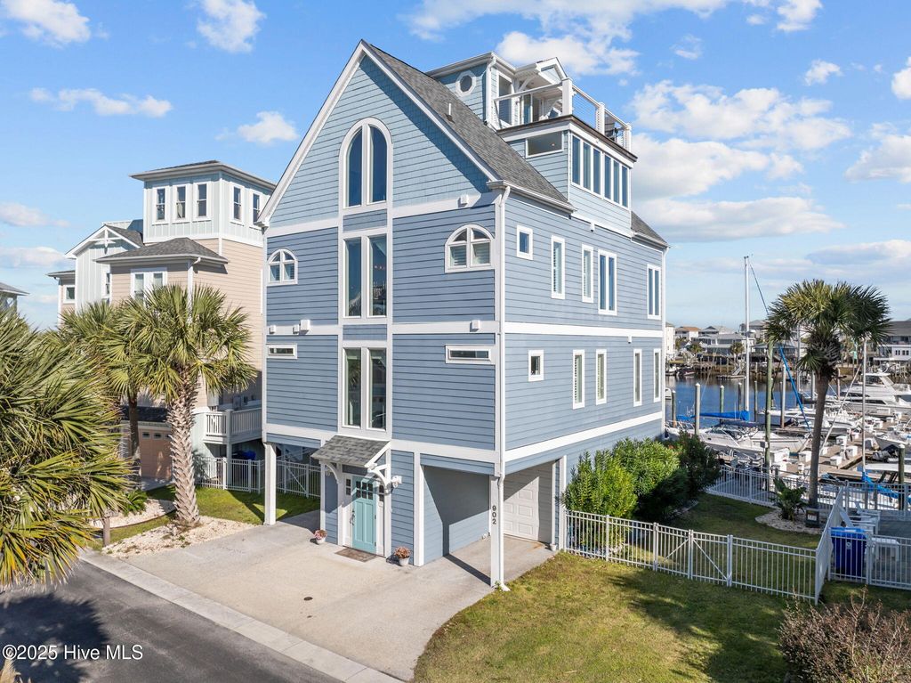 Photo of 902 Grand Bahama Drive, Carolina Beach, NC 28428 (MLS # 100540148)