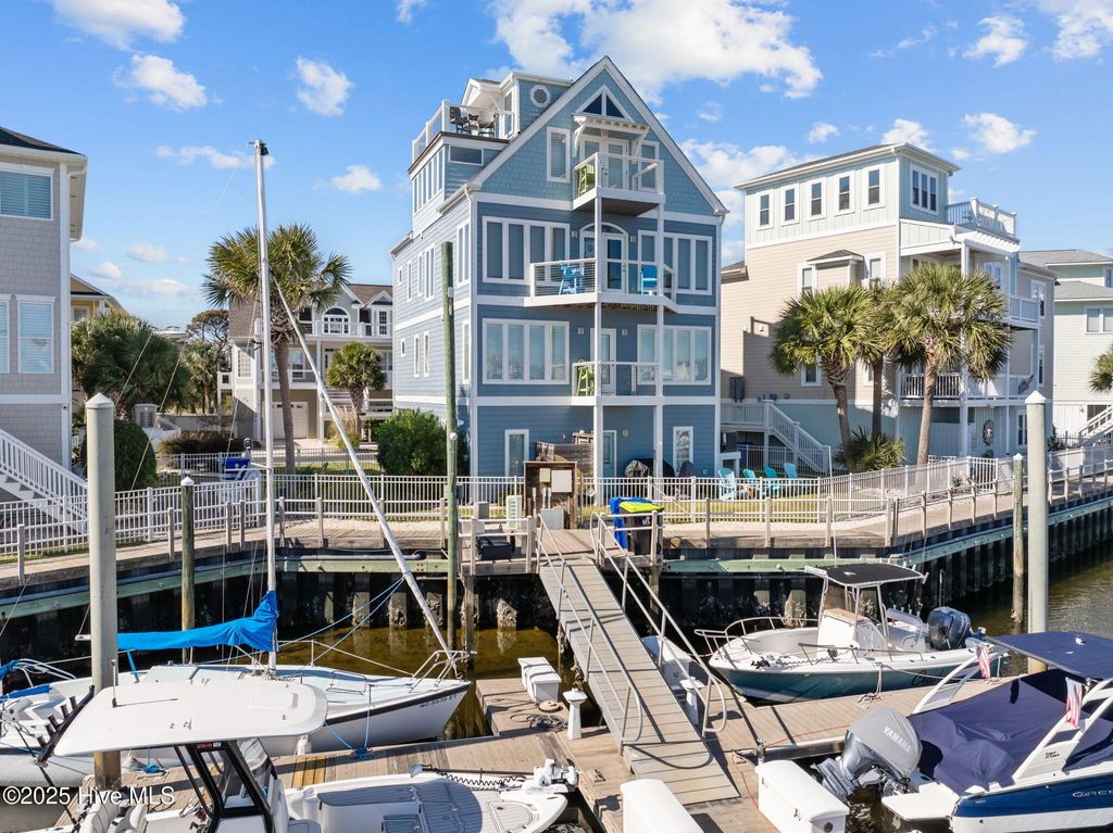 Photo of 902 Grand Bahama Drive, Carolina Beach, NC 28428 (MLS # 100540148)