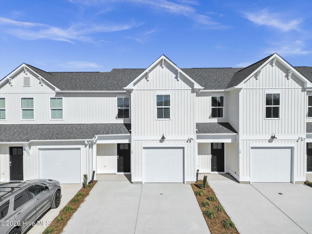 Photo of 24 W Farley Drive, Hampstead, NC 28443 (MLS # 100551942)