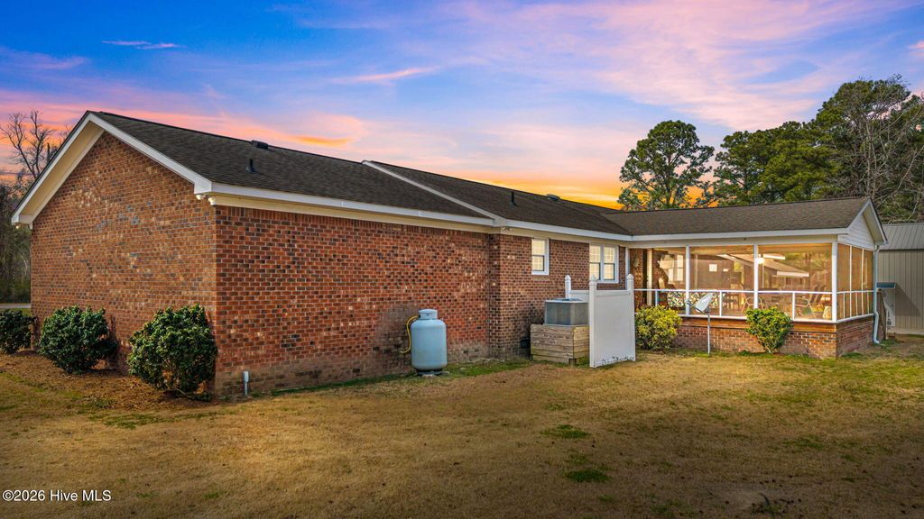 Photo of 16 Port Side Lane, Belhaven, NC 27810 (MLS # 100589646)