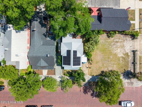 Tiny photo for 106 Castle Street, Wilmington, NC 28401 (MLS # 100609934)