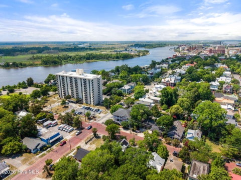 Tiny photo for 106 Castle Street, Wilmington, NC 28401 (MLS # 100609934)