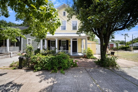 Photo of 106 Castle Street, Wilmington, NC 28401 (MLS # 100609934)