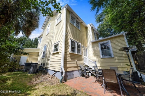 Tiny photo for 106 Castle Street, Wilmington, NC 28401 (MLS # 100609934)