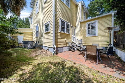 Tiny photo for 106 Castle Street, Wilmington, NC 28401 (MLS # 100609934)