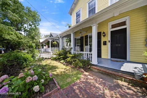 Tiny photo for 106 Castle Street, Wilmington, NC 28401 (MLS # 100609934)