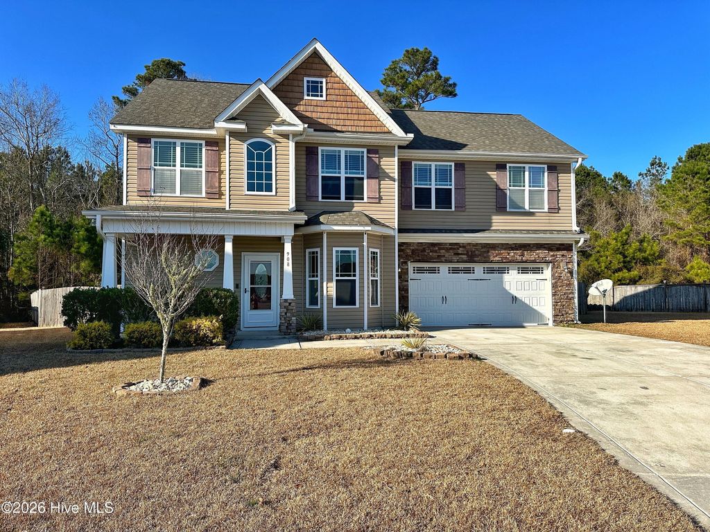 Photo of 908 Merlin Court, Jacksonville, NC 28546 (MLS # 100548950)