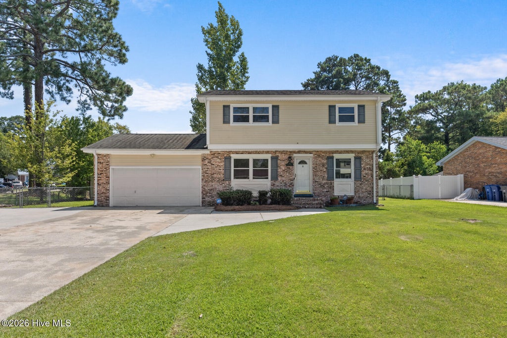 Photo of 103 Allen Place, Jacksonville, NC 28546 (MLS # 100601352)