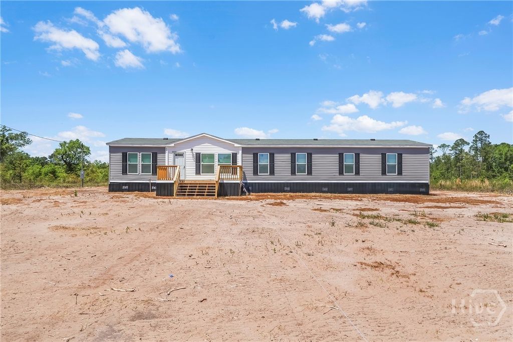 Photo of 221 County Line Road, Hinesville, GA 31313 (MLS # SA353740)