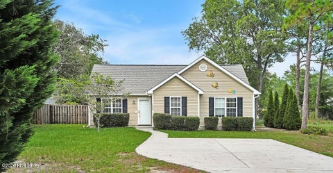 Photo of 1099 Woodcrest Road, Southport, NC 28461 (MLS # 100596342)