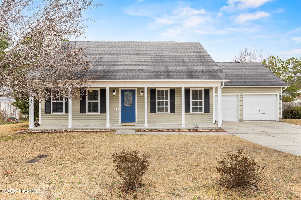 Photo of 163 Horse Shoe Bend, Jacksonville, NC 28546 (MLS # 100557892)