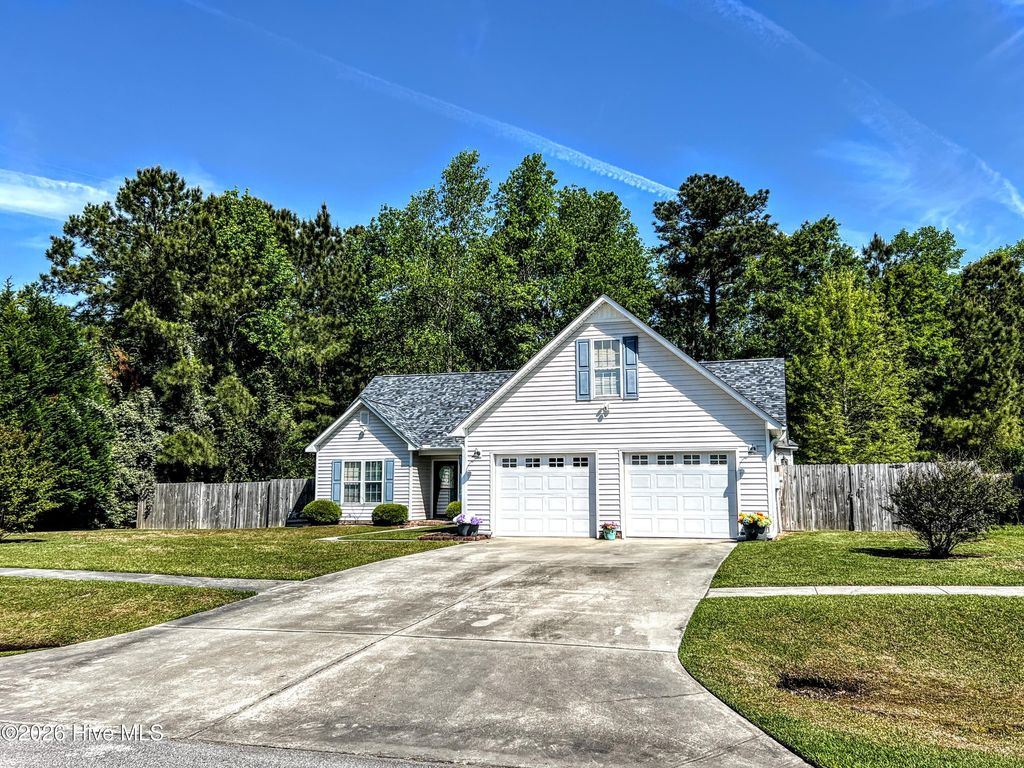 Photo of 401 Marsha'S Way, Havelock, NC 28532 (MLS # 100567271)
