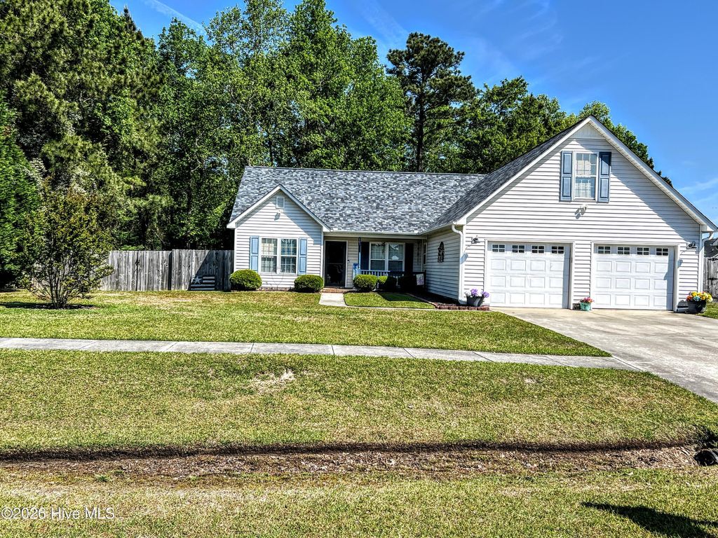 Photo of 401 Marsha'S Way, Havelock, NC 28532 (MLS # 100567271)
