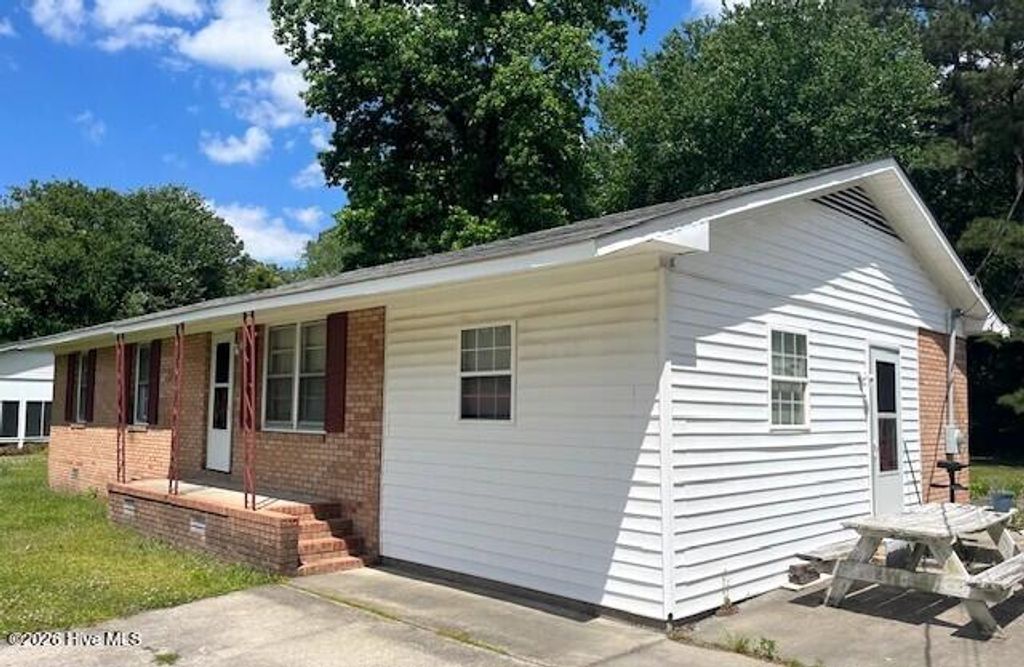Photo of 3111 U.S. 258, Kinston, NC 28504 (MLS # 100571881)